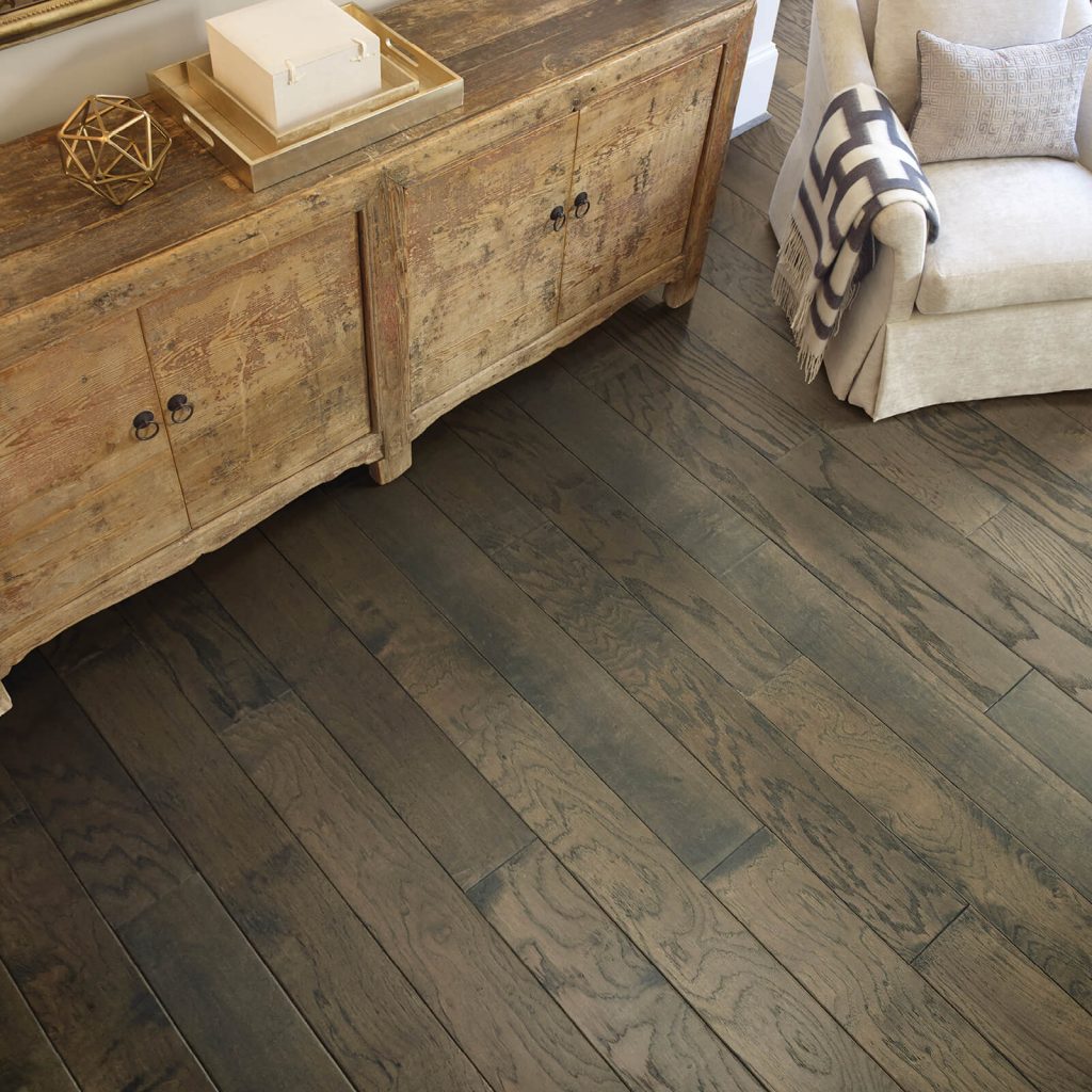 How to Protect Your Hardwood Over the Holidays | Price Flooring